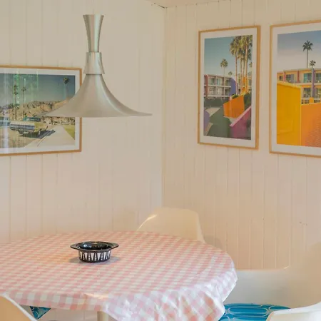 Semesterbostad Retro House With An Incredible Atmosphere